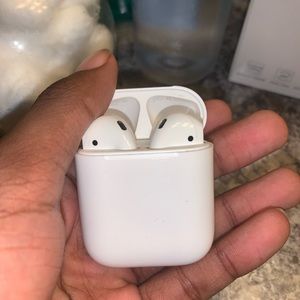 Airpods